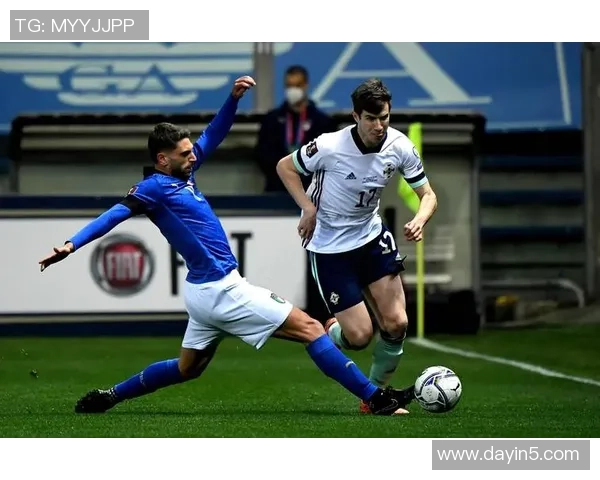 李敏独家解析足球技巧与战术心得分享助你提升球技与比赛表现 李敏独家解析足球技巧与战术心得分享助你提升球技与比赛表现